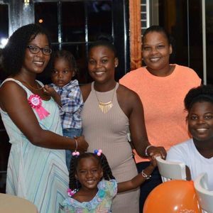 Meet your Posher, Chloe